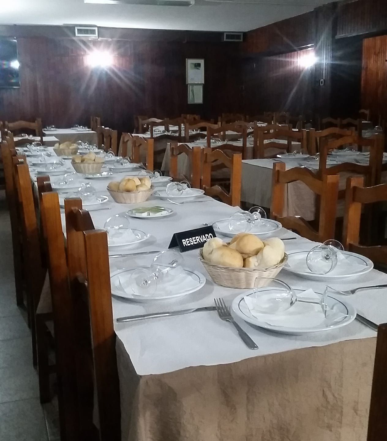 Espaço Cantinho dos Leitões